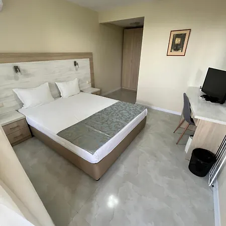 Melia Mar 4*