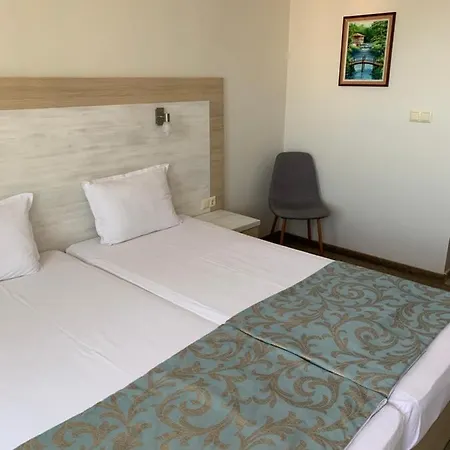 Melia Mar 3*