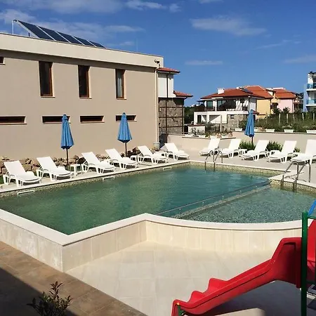 Melia Mar 3*