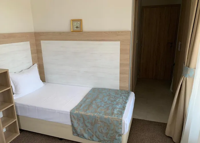 招待所 Melia Mar 4*